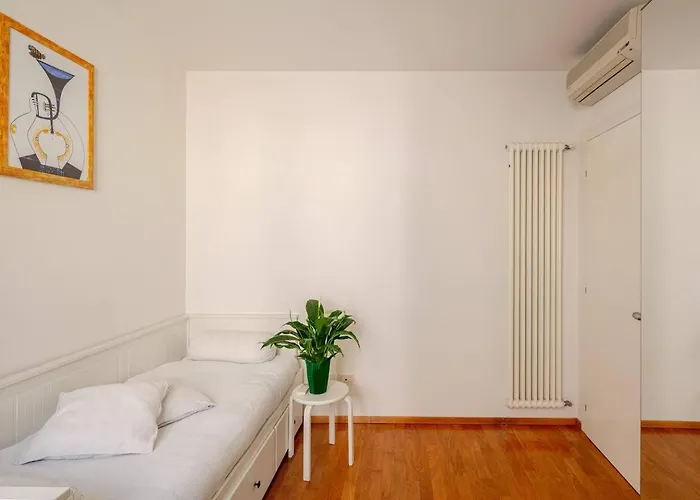 Homestay Santo Stefano Square