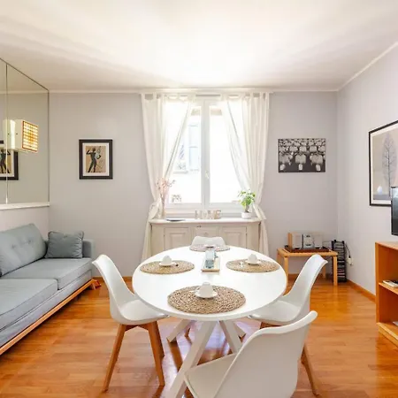 Santo Stefano Square