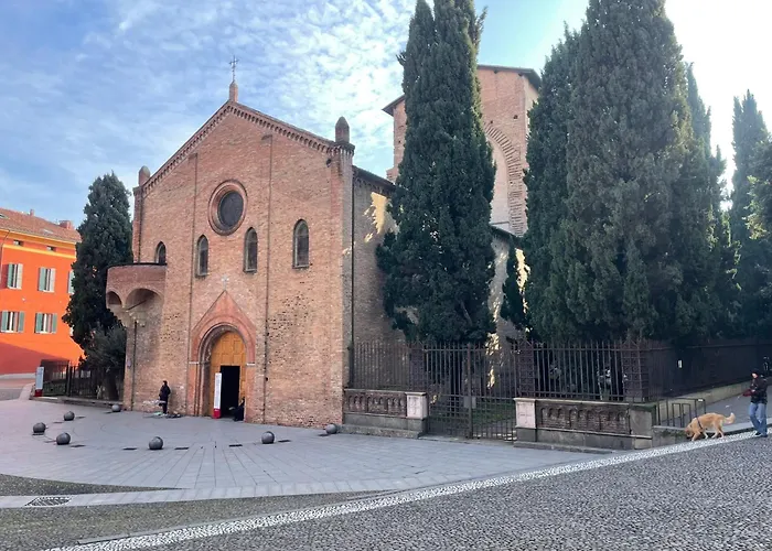 Santo Stefano Square * Болонья