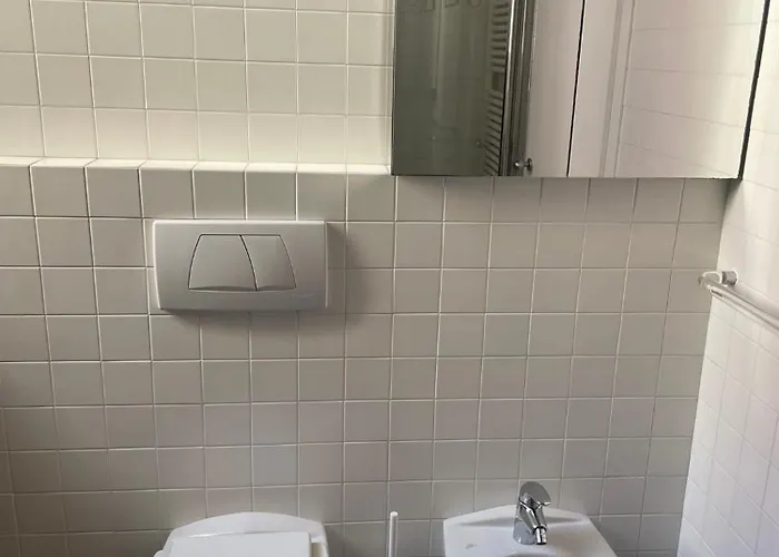 Santo Stefano Square Проживание в семье Болонья