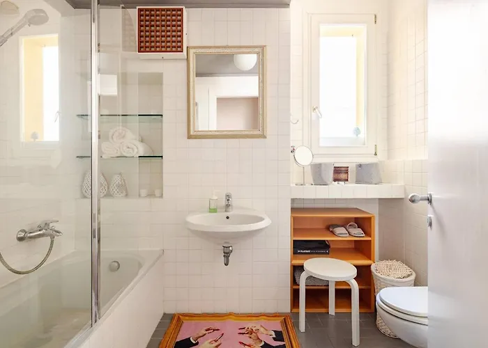 Santo Stefano Square Болонья